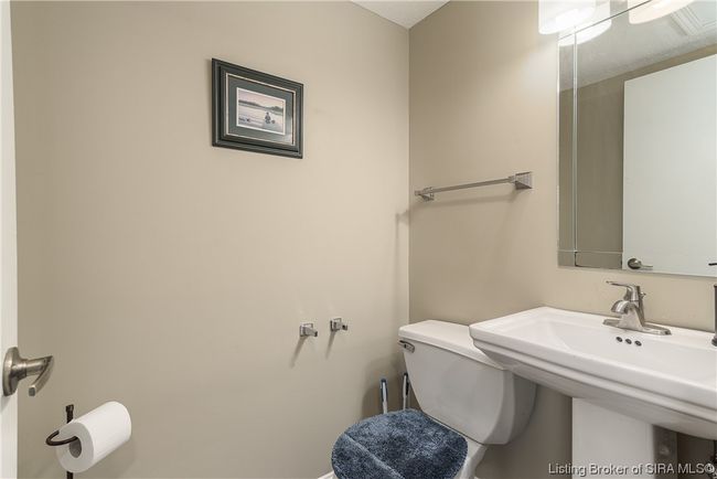 APT-55 - 1417 Slate Run Rd, Condo with 2 bedrooms, 2 bathrooms and null parking in New Albany IN | Image 14