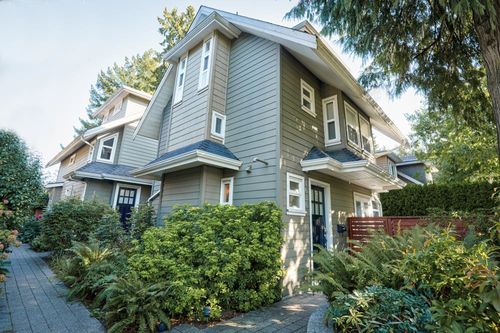 1626 St Andrews Ave, North Vancouver, BC, V7L3L6 | Card Image