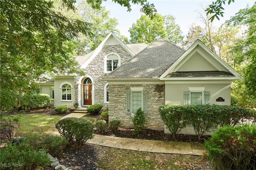 3546 Robert Burns Dr, Richfield, OH, 44286-9326 | Card Image