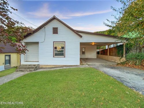 503 E Prospect St, La Follette, TN, 37766-2541 | Card Image