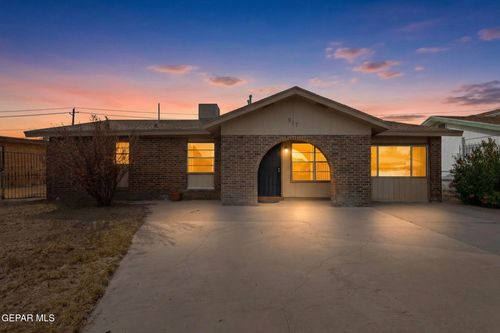 917 Marigold Way, El Paso, TX, 79907 | Card Image