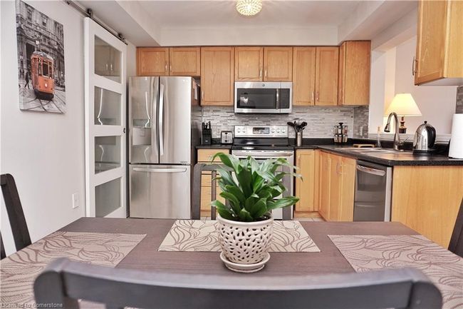 9 - 174 Highbury Dr, Townhouse with 3 bedrooms, 2 bathrooms and 2 parking in Stoney Creek ON | Image 12