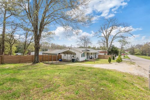 252 Luna St, Decaturville, TN, 38329-8089 | Card Image