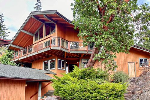 784 Cliff Rd, Heriot Bay, BC, V0P1H0 | Card Image