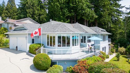 1514 Islandview Dr, Gibsons, BC, V0N1V5 | Card Image