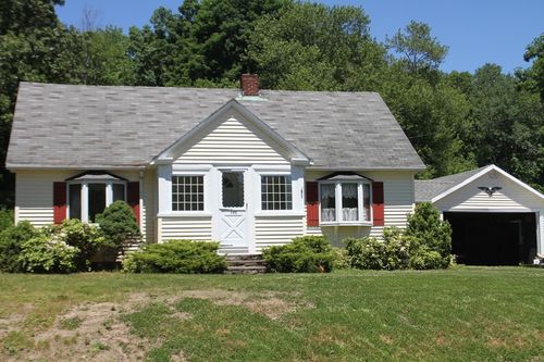 140 Millbury St, Grafton, MA, 01519-1018 | Card Image
