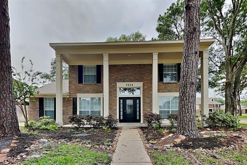 7519 Sunlight Ln, Houston, TX, 77095-4038 | Card Image