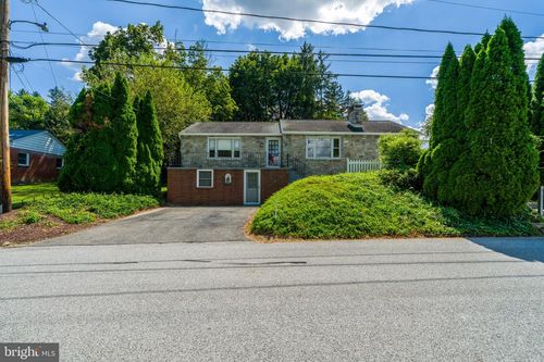 1616 Magnolia Dr, LANCASTER, PA, 17602-4024 | Card Image