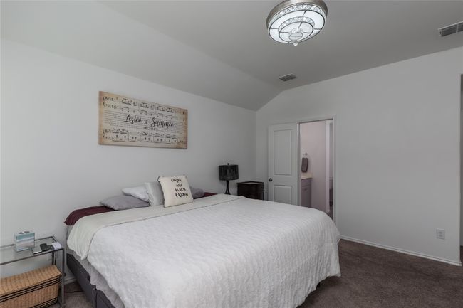 4512 Hiddenite Rd, House other with 4 bedrooms, 2 bathrooms and null parking in Aubrey TX | Image 12