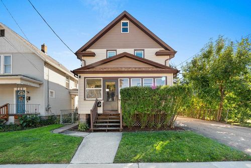 15 E Nevada Avenue, OSHKOSH, WI, 54901 | Card Image