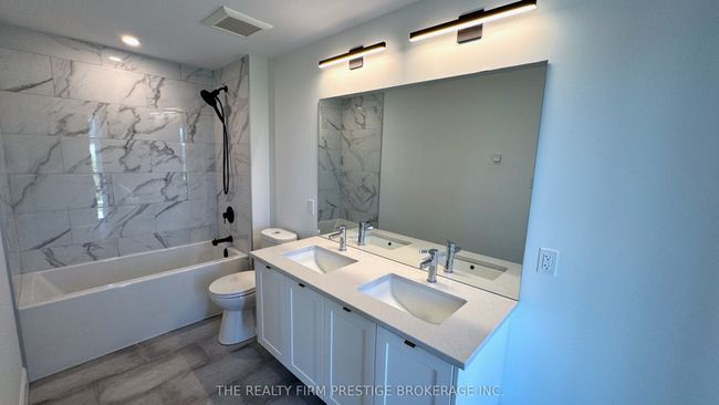 B118 - 2082 Lumen Dr, Condo with 2 bedrooms, 3 bathrooms and 1 parking in London ON | Image 7