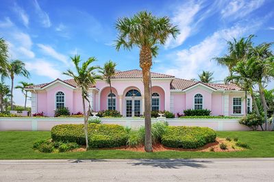 705 Ocean Drive, House other with 3 bedrooms, 4 bathrooms and null parking in Juno Beach FL | Image 3