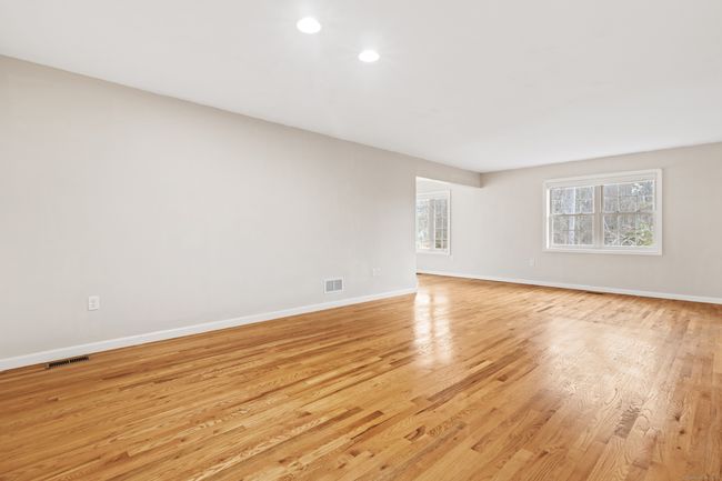 2 - 2 Chestnut Dr, Condo with 3 bedrooms, 3 bathrooms and null parking in Niantic CT | Image 10