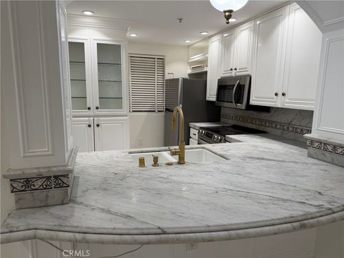 2253 Martin, Irvine, CA, 92612-1417 | Card Image