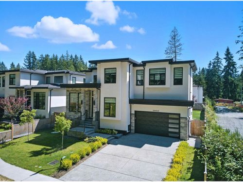 20062 27a Ave, Langley, BC, V2Z0B6 | Card Image