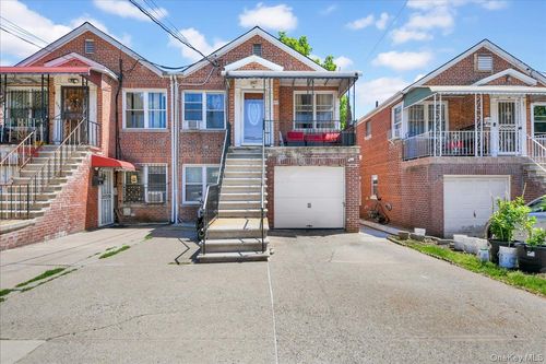 932 Neill Ave, Bronx, NY, 10462-3025 | Card Image