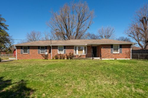 2952 Hillhurst Dr, Nashville, TN, 37207-2961 | Card Image