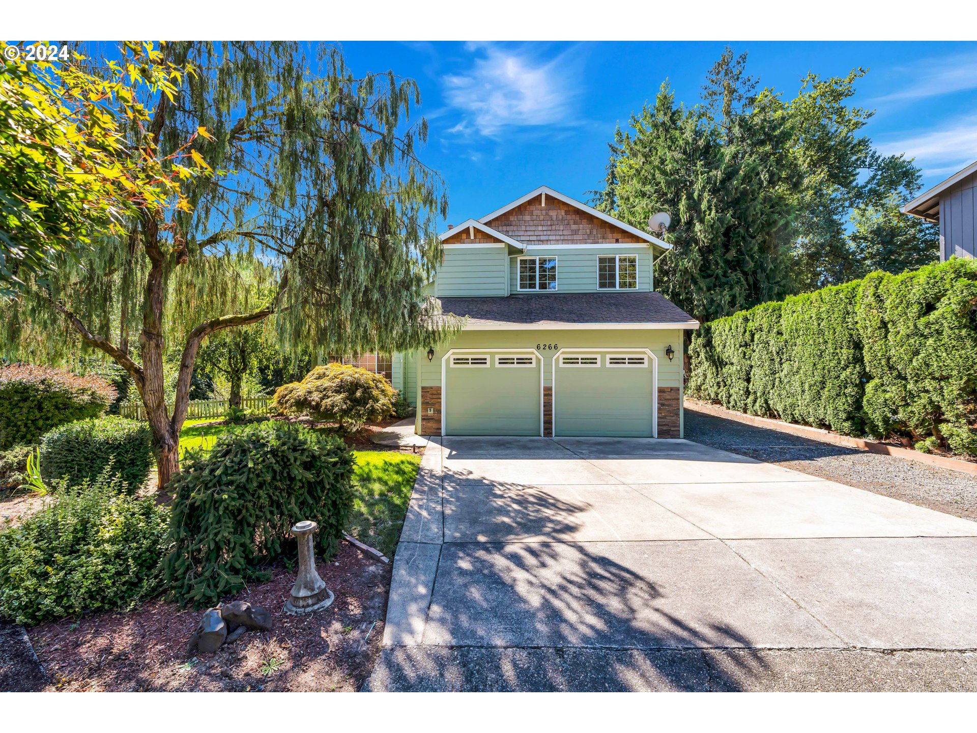 Acorn Ct, Portland, OR 97267