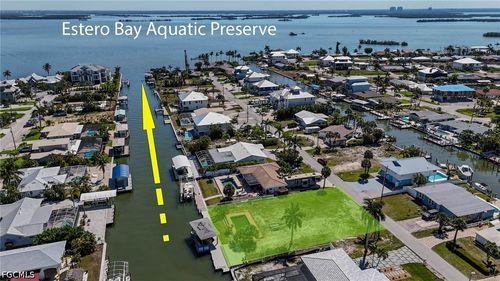 207 Ibis St, FORT MYERS BEACH, FL, 33931-4517 | Card Image