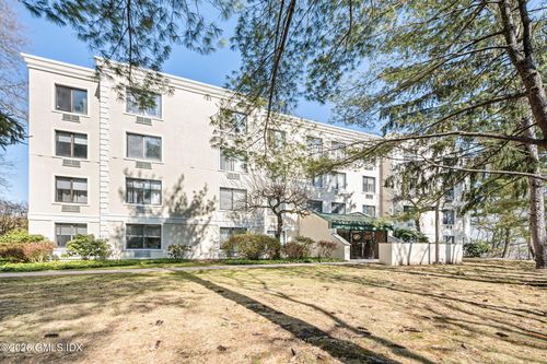 apt-304-1535 E Putnam Avenue, Old Greenwich, CT, 06870 | Card Image