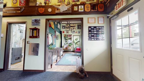 15 W Redwing St, Duluth, MN, 55803-1705 | Card Image