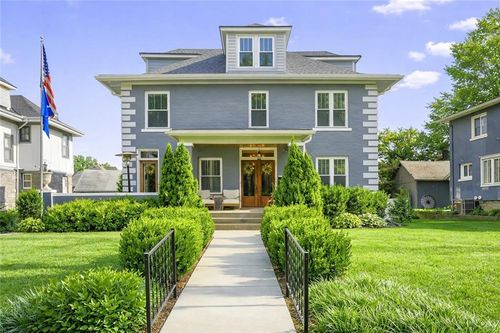 3215 Windsor Ave, Kansas City, MO, 64123-1134 | Card Image