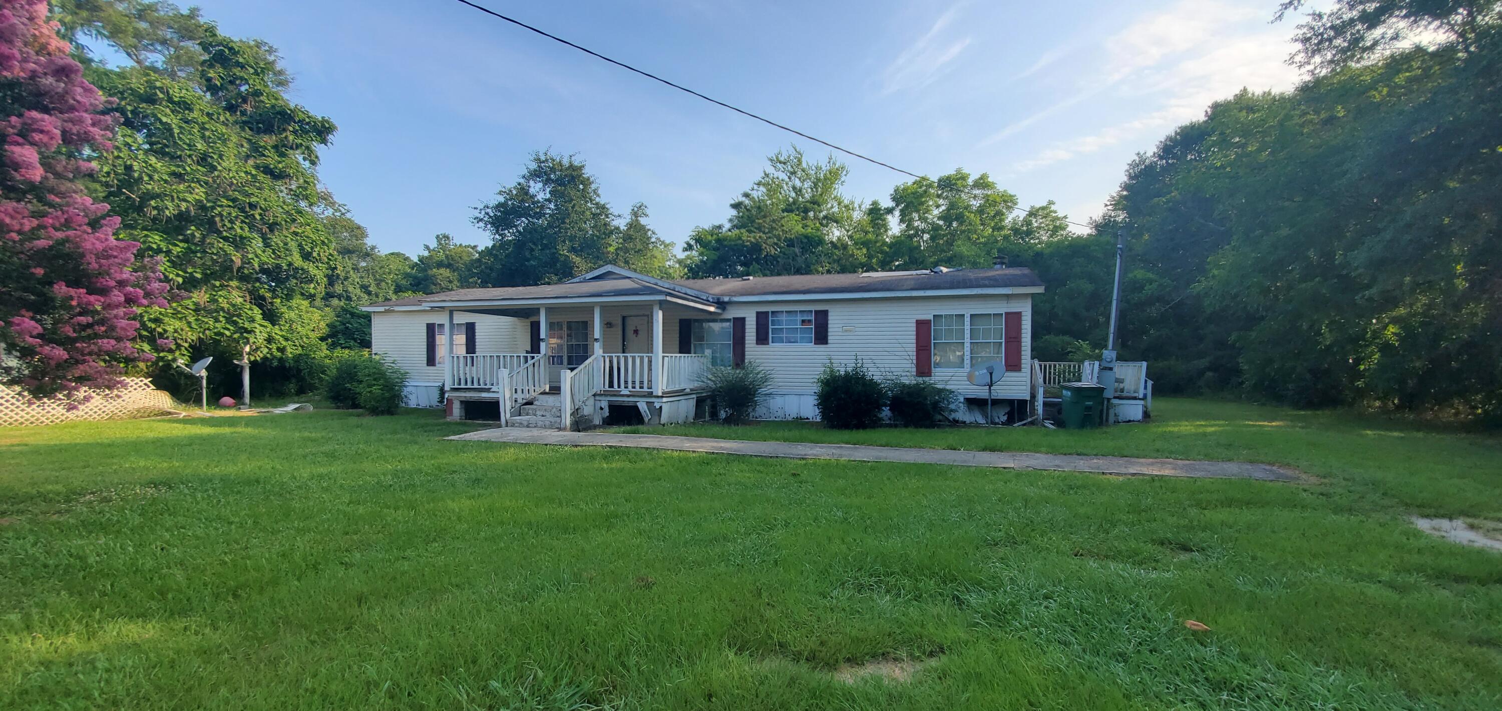 Railroad Ave, Saint George, SC 29477