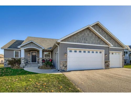 1517 Squirrel Way, New Richmond, WI, 54017-7251 | Card Image