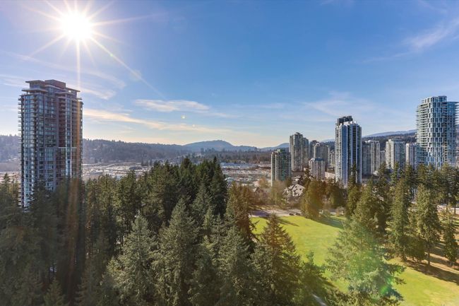 2205 - 3096 Windsor Gate, Condo with 2 bedrooms, 2 bathrooms and 1 parking in Coquitlam BC | Image 16