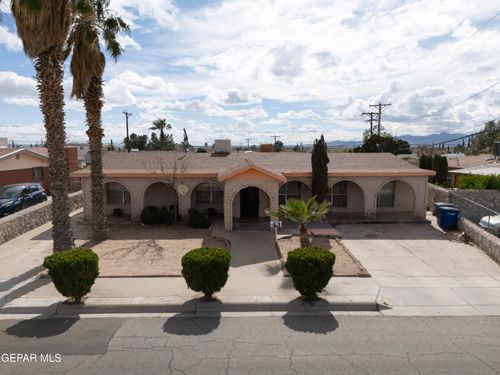 8144 Burnham Rd, El Paso, TX, 79907-1444 | Card Image