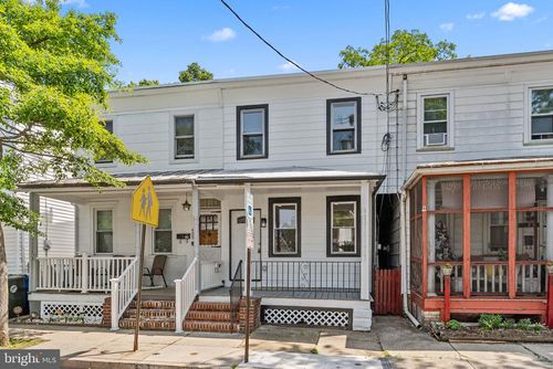 411 Wood St, BURLINGTON, NJ, 08016-4505 | Card Image