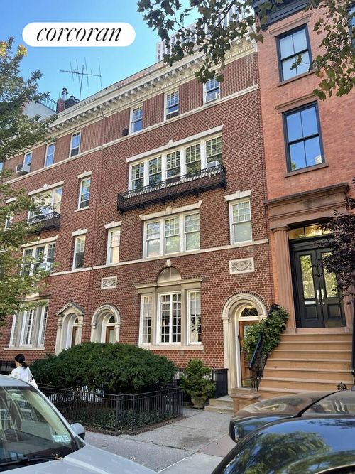 main-42A Monroe Pl, Brooklyn, NY, 11201 | Card Image