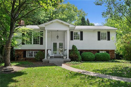 111 Blackwood St, Beaver Falls, PA, 15010-1205 | Card Image
