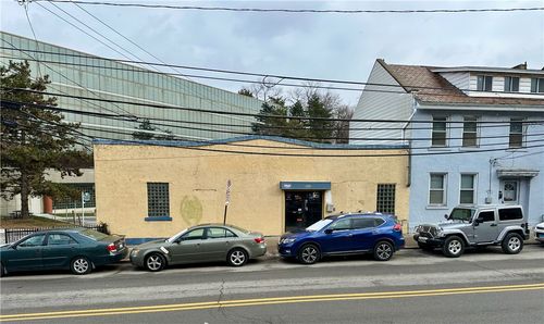 331 S Bouquet St, Oakland, PA, 15213-4242 | Card Image