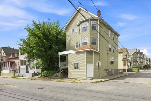 419 Orms St, Providence, RI, 02908-4854 | Card Image