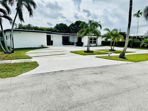 1940 Ne 186th Dr, North Miami Beach, FL, 33179-4344 | Card Image