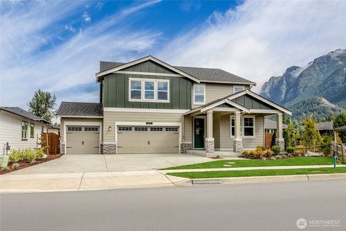 24-639 Se 12th Pl, North Bend, WA, 98045-8313 | Card Image