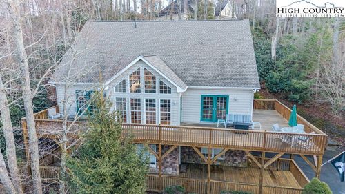 152 Vandettas View, Boone, NC, 28607 | Card Image