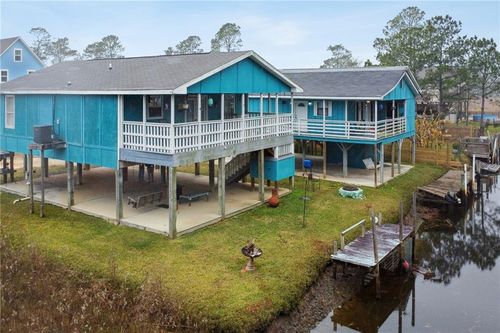 4250 1st Ave, Bay St Louis, MS, 39520-7498 | Card Image
