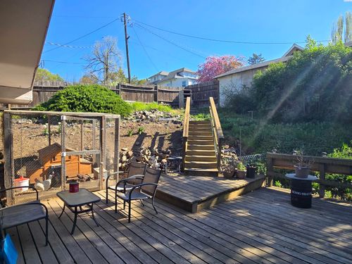 210 N Bridge St, Palouse, WA, 99161-8782 | Card Image