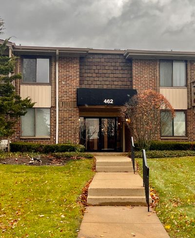 1B - 462 Raintree Court, Condo with 2 bedrooms, 2 bathrooms and 2 parking in Glen Ellyn IL | Image 1