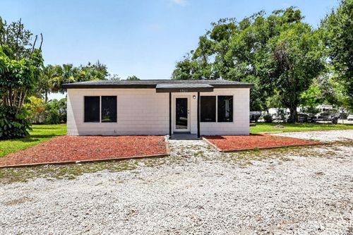 5327 Saint Lucie Blvd, Fort Pierce, FL, 34946-9053 | Card Image