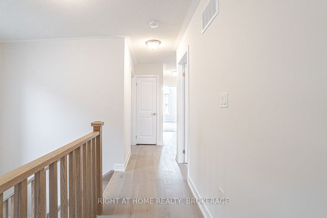 637 Etheridge Ave, House other with 4 bedrooms, 3 bathrooms and 1 parking in Milton ON | Image 18