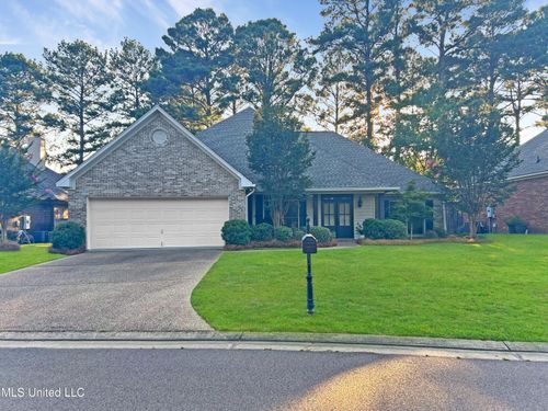 106 Pine Ridge Cir Circle, Brandon, MS, 39047 | Card Image