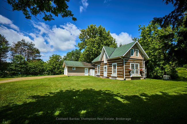 2148 Stisted Rd S, House other with 3 bedrooms, 2 bathrooms and 6 parking in Sprucedale ON | Image 28