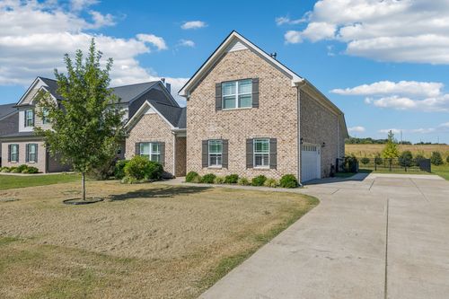 600 Eagleview Dr, Eagleville, TN, 37060-2502 | Card Image