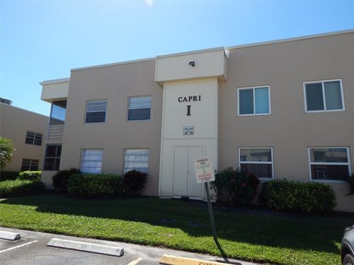 393-393 Capri I, Delray Beach, FL, 33484-5167 | Card Image