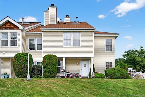 3915 Whispering Hls, Chester, NY, 10918-1571 | Card Image