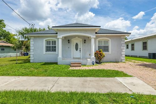 2323 W Cherry St, TAMPA, FL, 33607-3449 | Card Image