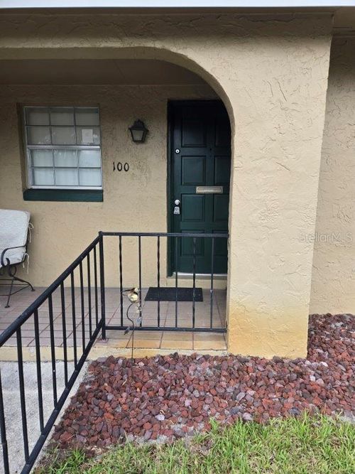 100-530 Cascade Cir, CASSELBERRY, FL, 32707-5648 | Card Image